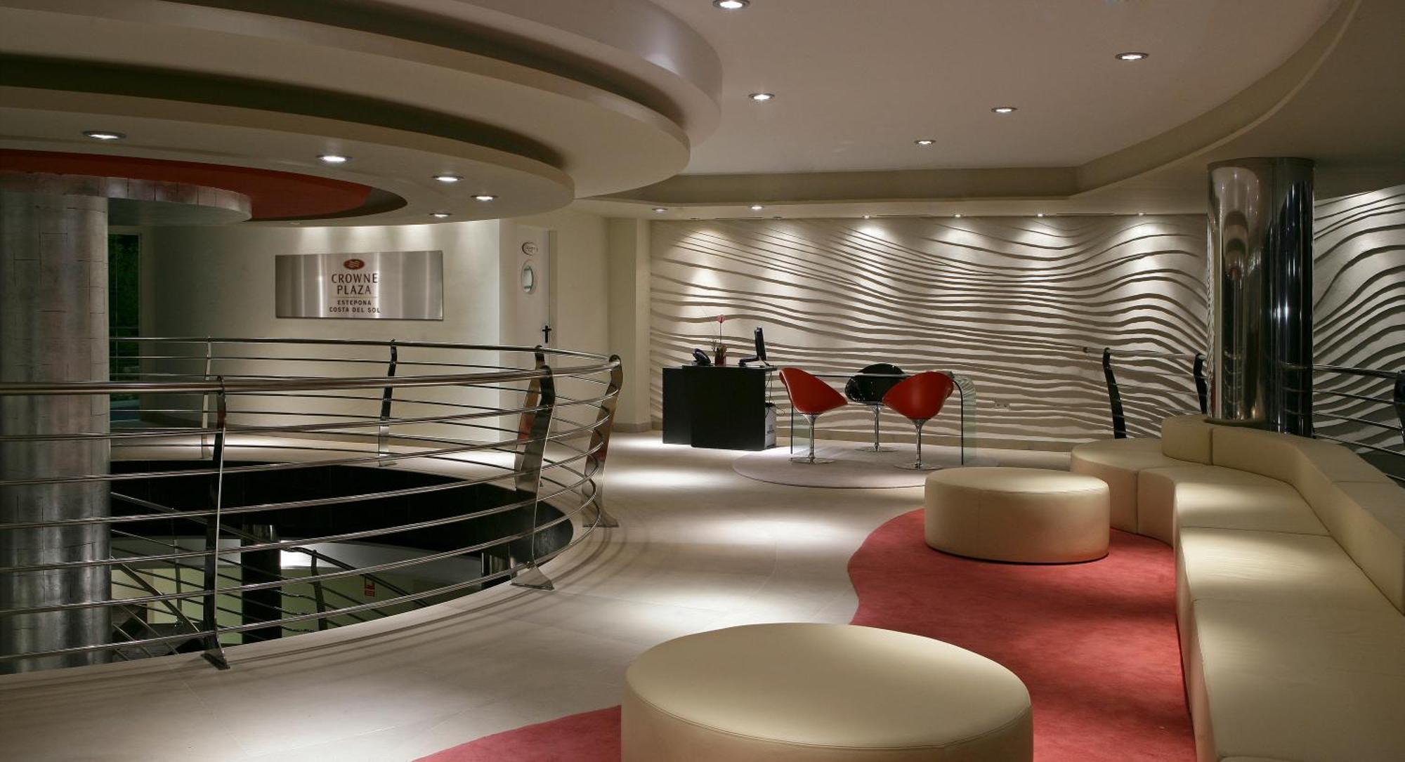 塞纳托尔巴努斯Spa酒店 埃斯特波纳 内观 照片 The interior of the hotel